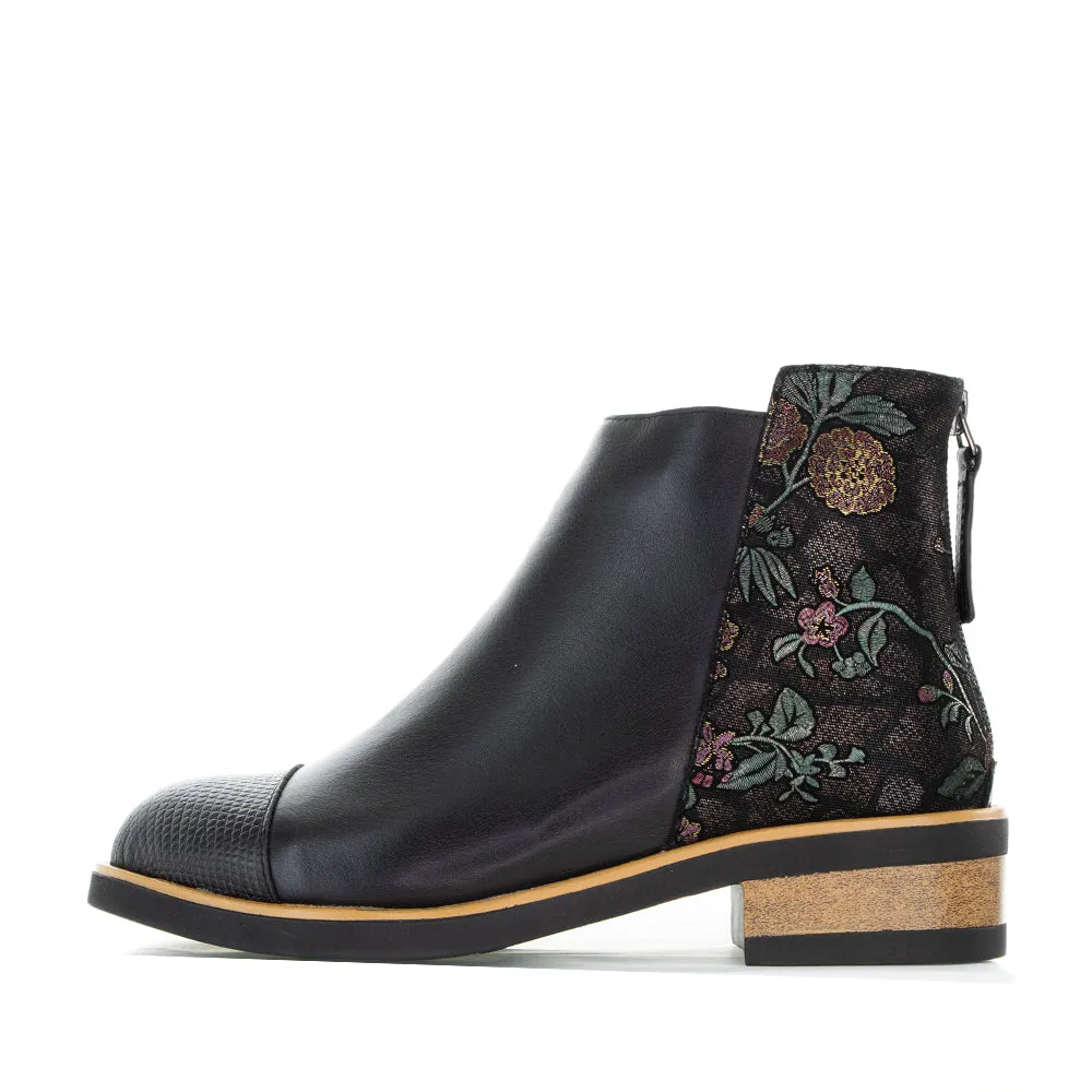 BRESLEY DUCK BLACK ROSE