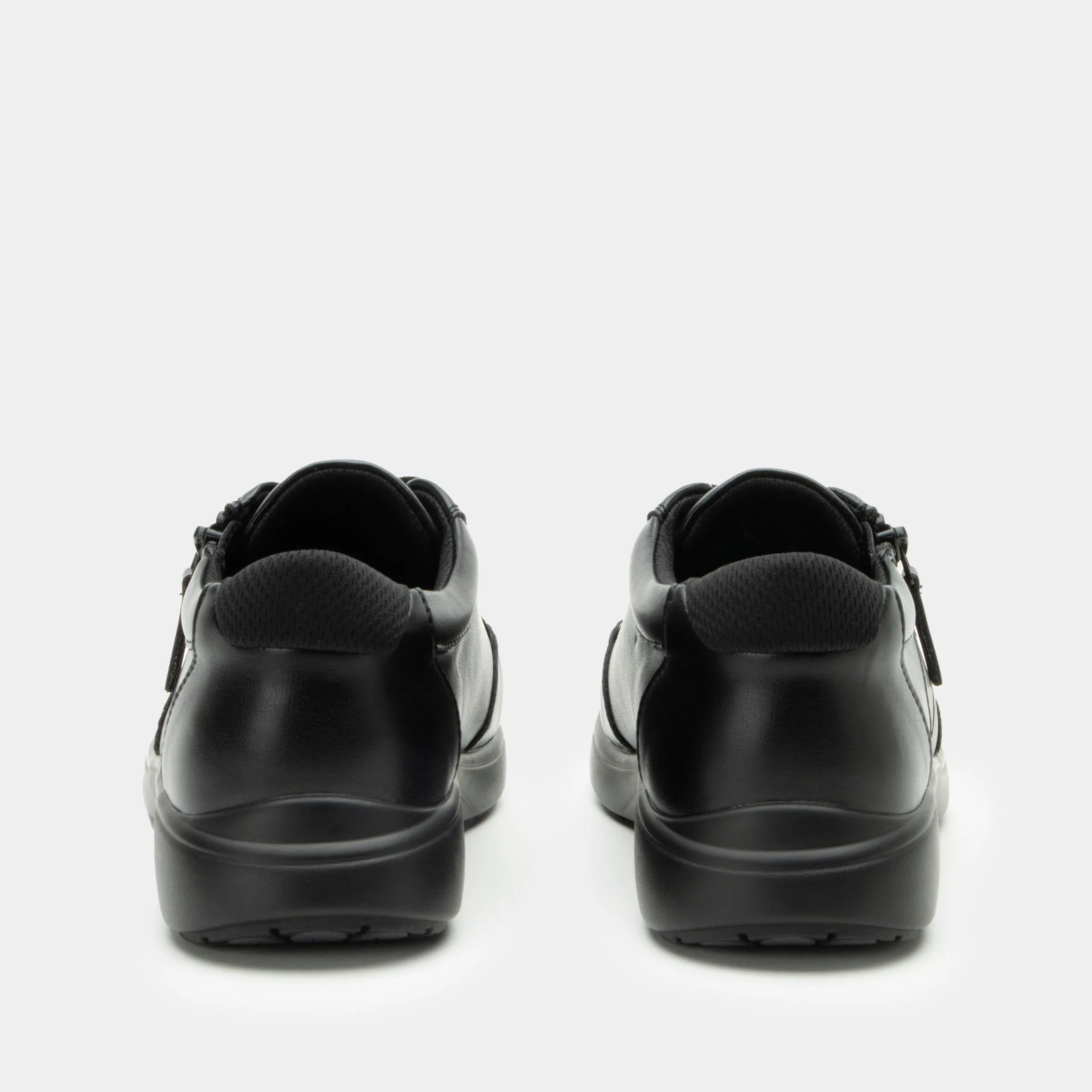 Eazeer Black Out Shoe