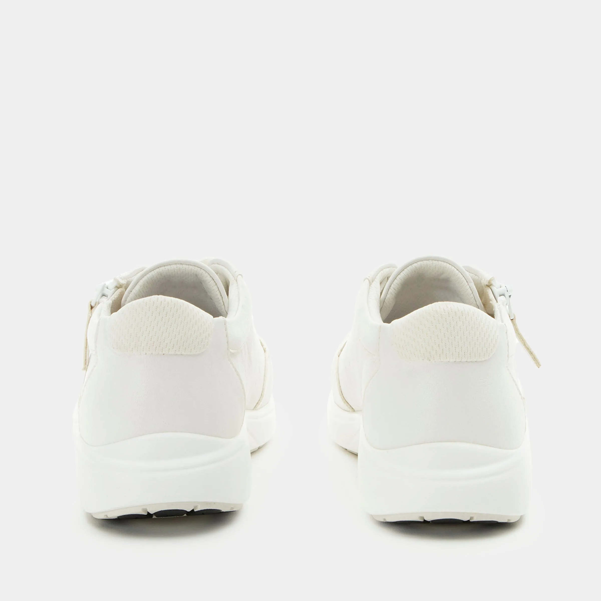 Eazeer White Out Shoe