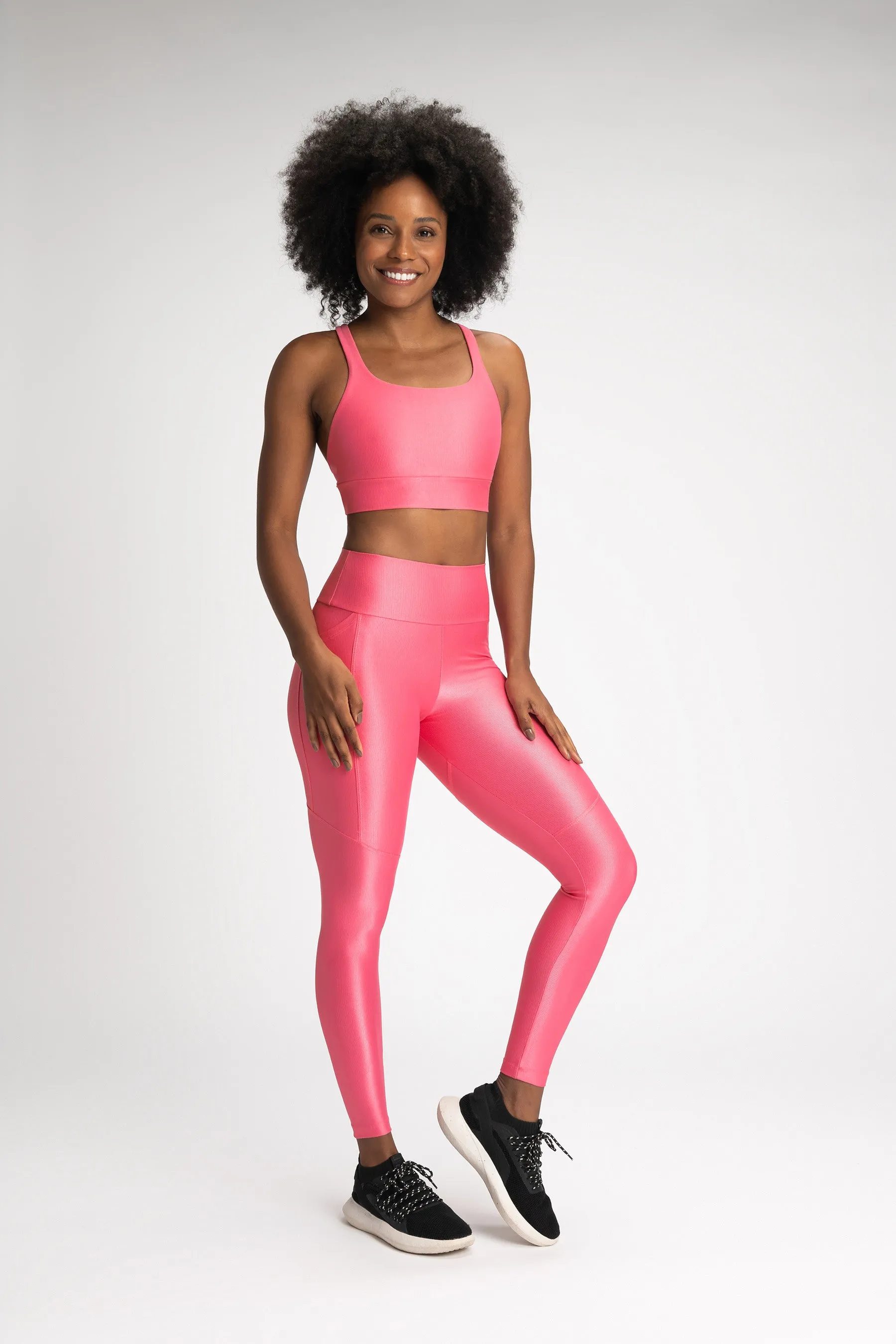 Essential Neo Allure® Mid Sports Bra