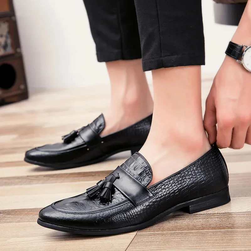 Ilooove Men Casual Leather Shoes Brand Moccasin Oxfords Driving Shoes Men Loafers Moccasins Dress Shoes For Men New Italian Tassel Shoes