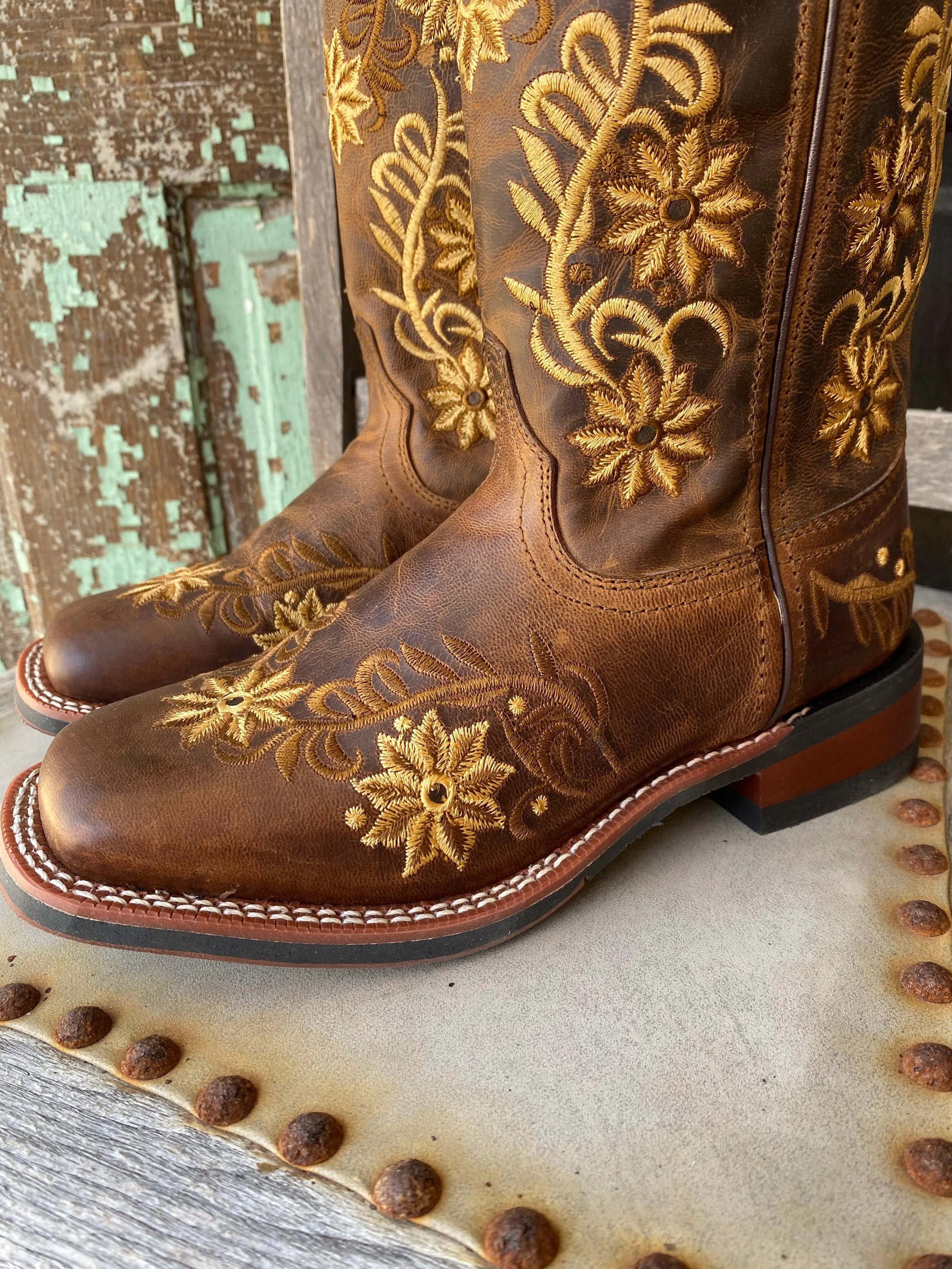 Laredo Women's Secret Garden Brown Embroidered Flower Cowgirl Boots 5822