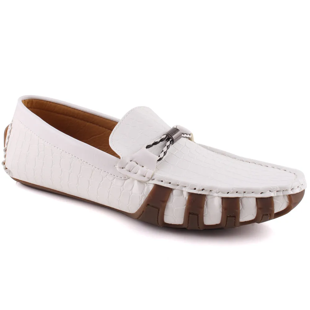 Men “QUON” Textured Buckle Stitch Detail Moccasin Shoes