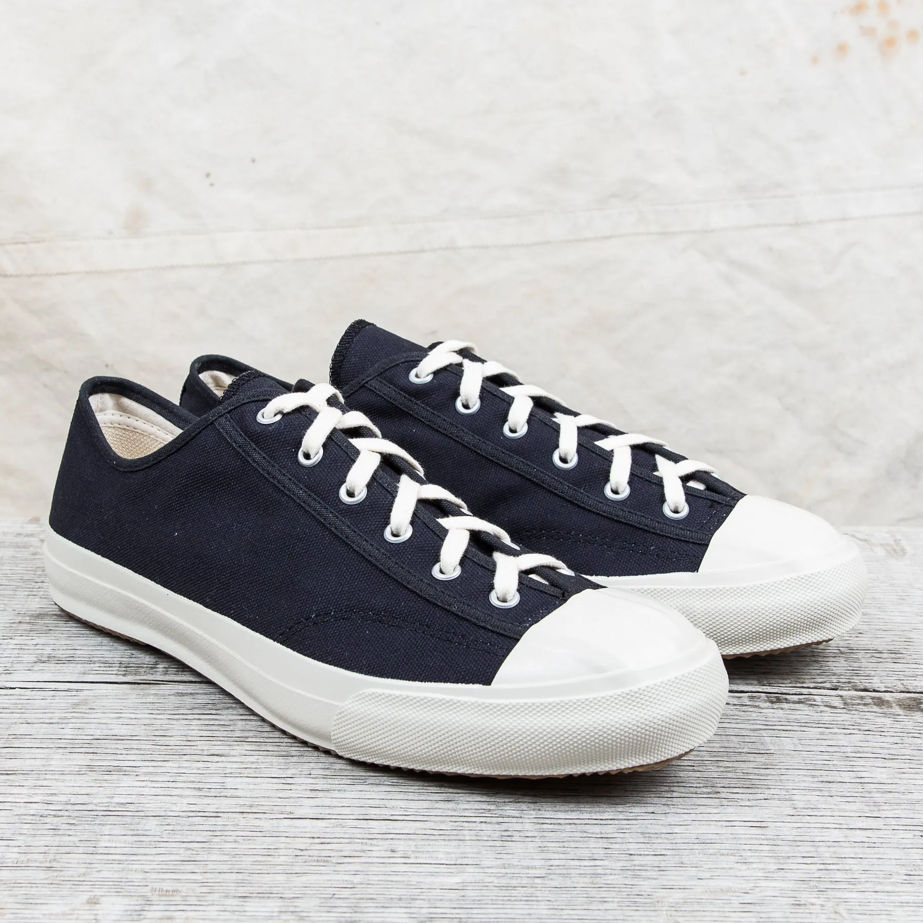 Moonstar Gym Classic Vulcanized Rubber Sneakers Navy