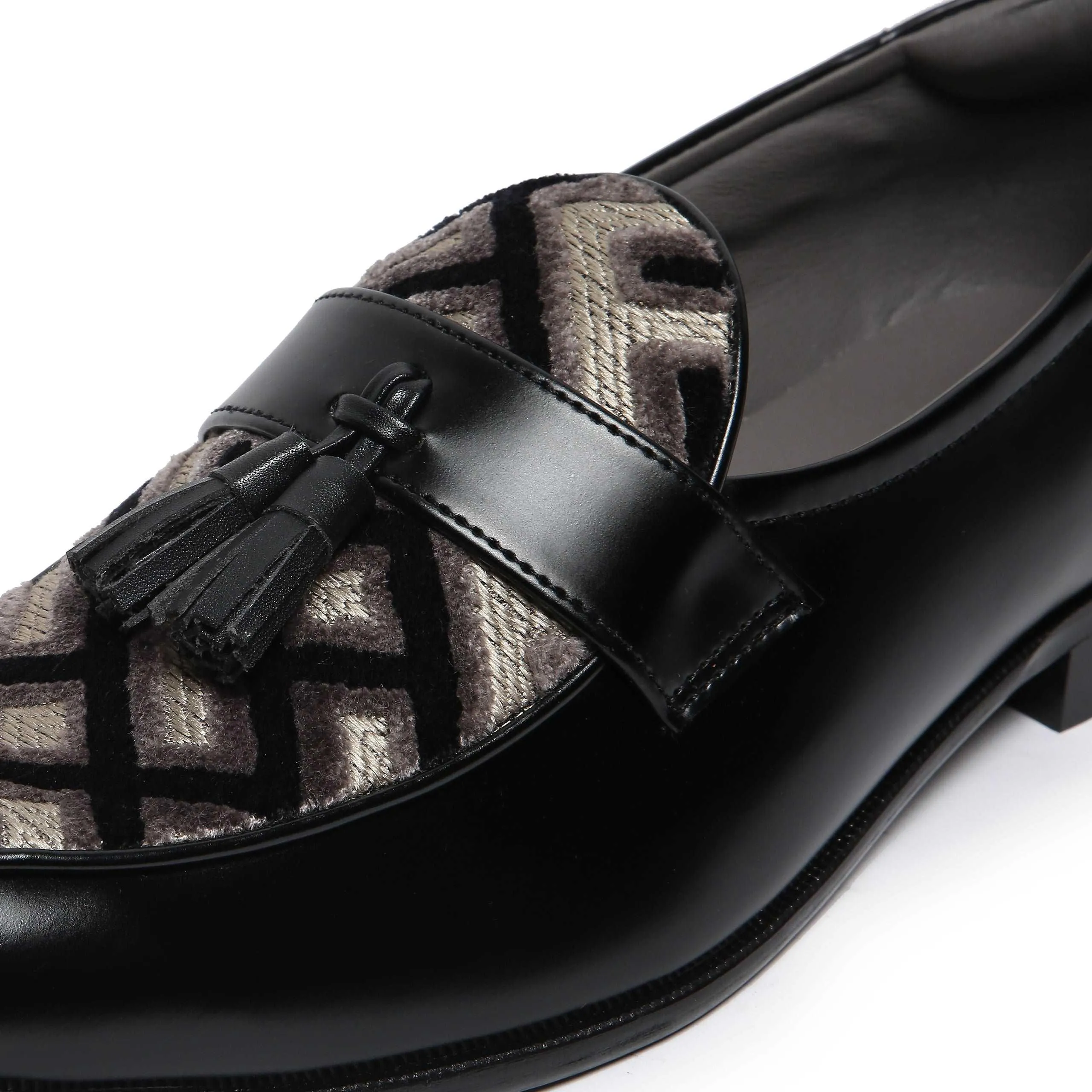 MUSK | BLACK TASSEL SLIP-ON