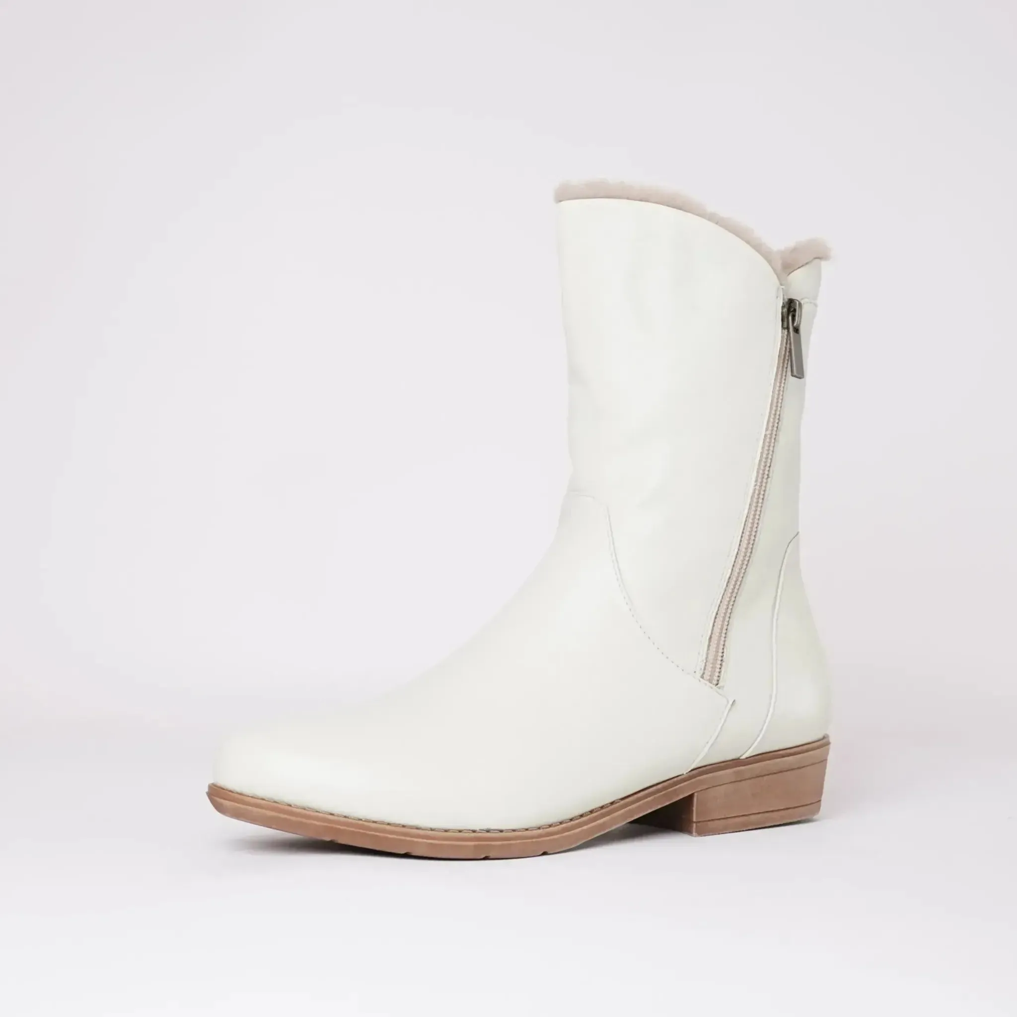 Rudo Almond Leather Boots