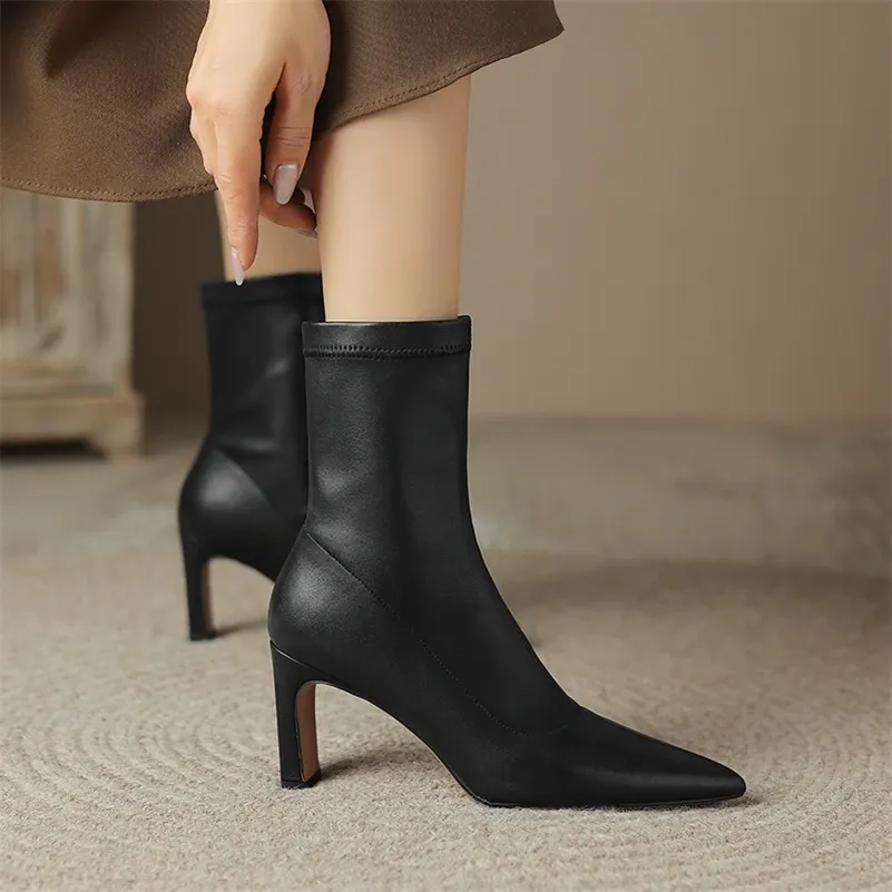 USS Shoes Ludy Women's Ankle Pointed Toe Boots