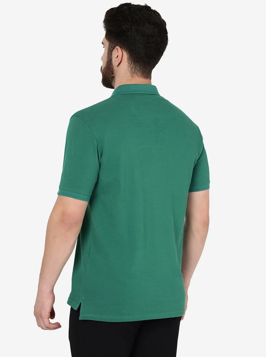 Verdant Green Solid Slim Fit Polo T-Shirt | JadeBlue